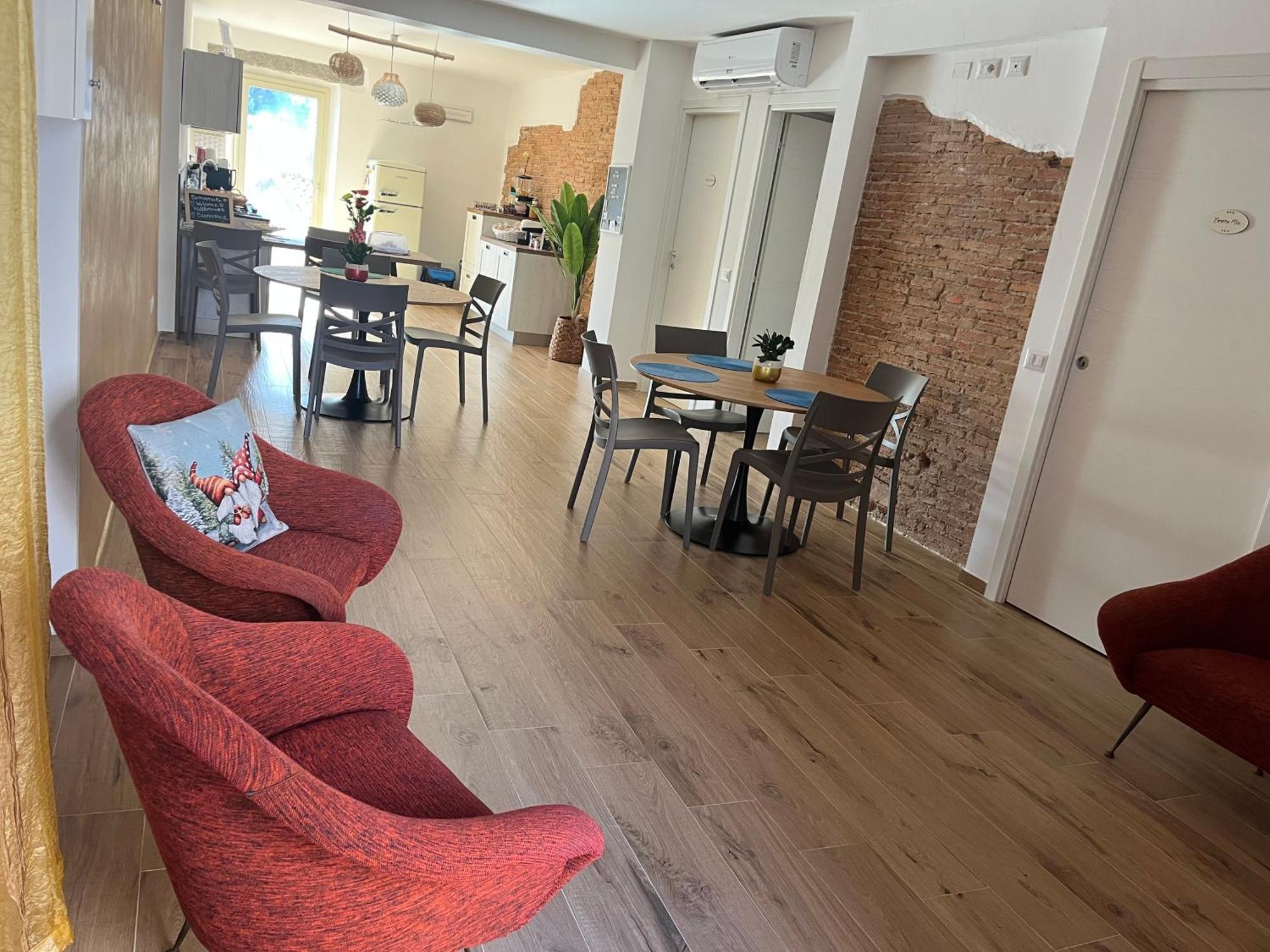 B&B Niu Susu Lanusei Exteriör bild